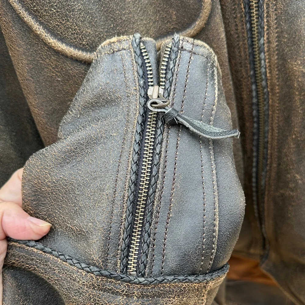 Harley-Davidson Vintage Distressed Brown with Black trim Leather Bomber Jacket - Picture 5 of 16